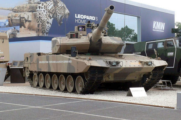 1l-Leopard-2-A7.jpg