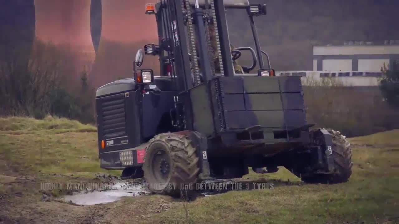 MOFFET M8 Rough Terrain Forklift Video