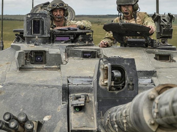 What is in a British Army tank crewman’s kit?