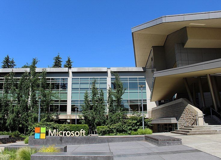 US judge orders temporary halt on Microsoft's contract with US DoD