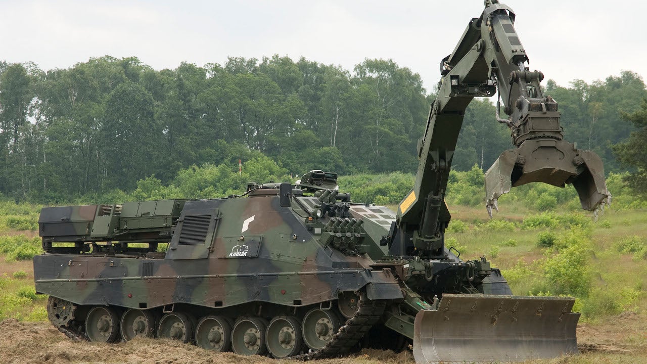 Image-1-Kodiak-Armoured-Engineer-Vehicle-AEV3.jpg