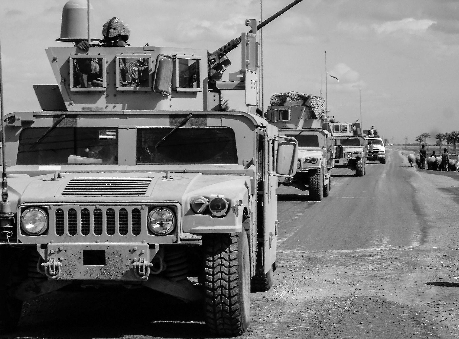 AM General and MoMP sign MoU to build tactical vehicles in Egypt