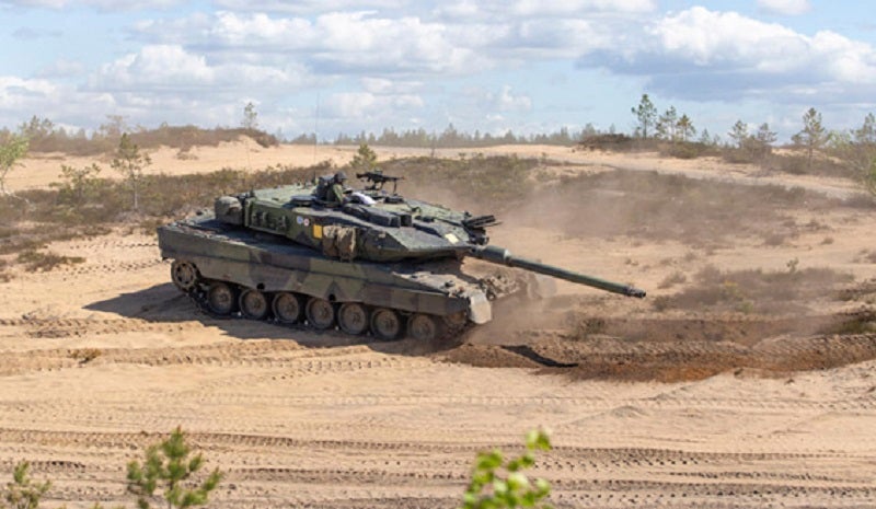 Leopard 2 battle tanks