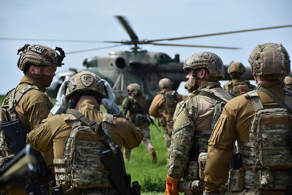 US and UK provide defensive security assistance to Ukraine