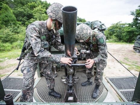 South Korea receives first batch of 120mm self-propelled mortar system