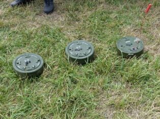 Colombia to help Ukrainian troops to clear landmines
