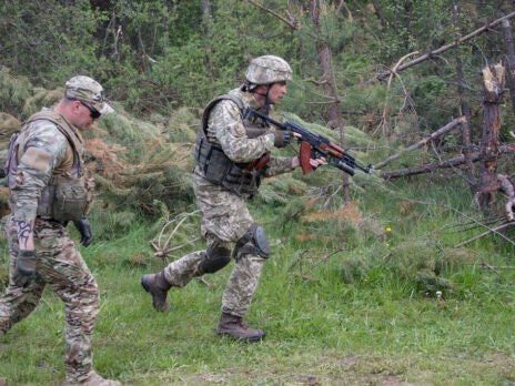 Nato plans winter supplies for Ukrainian troops