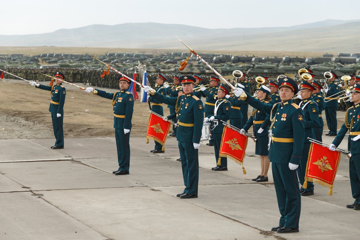 Indian troops land in Russia for Exercise Vostok-2022