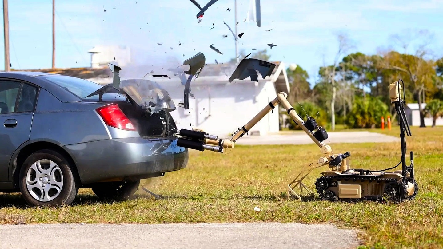 L3 Harris to deliver T4 bomb disposal robots for British Army