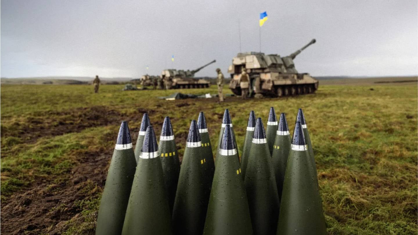 Ukraine Finalizes Largest 155mm Artillery Round Purchase