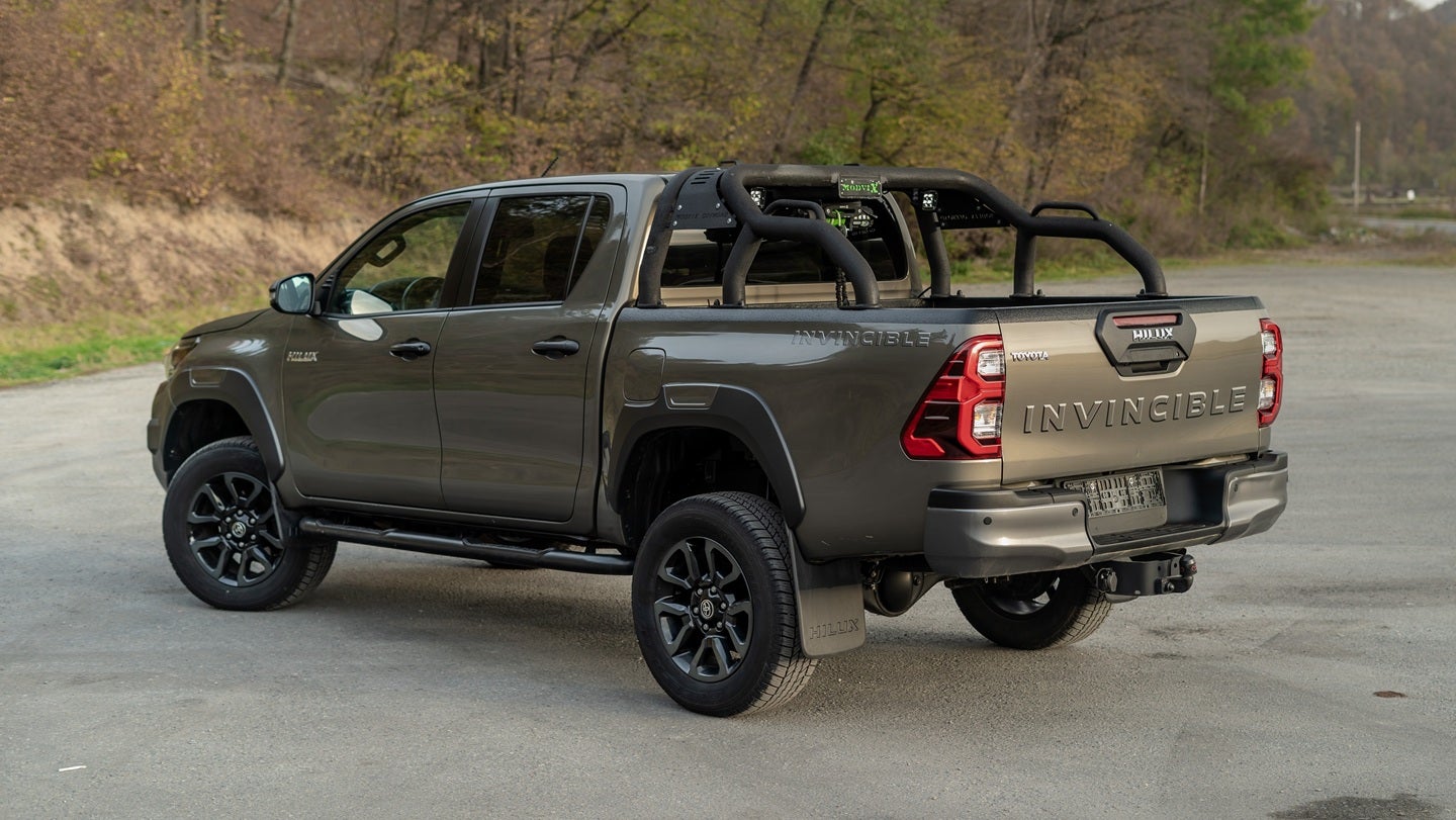 British Army to Deploy Toyota Hilux 4x4 Vehicles for Special Ops