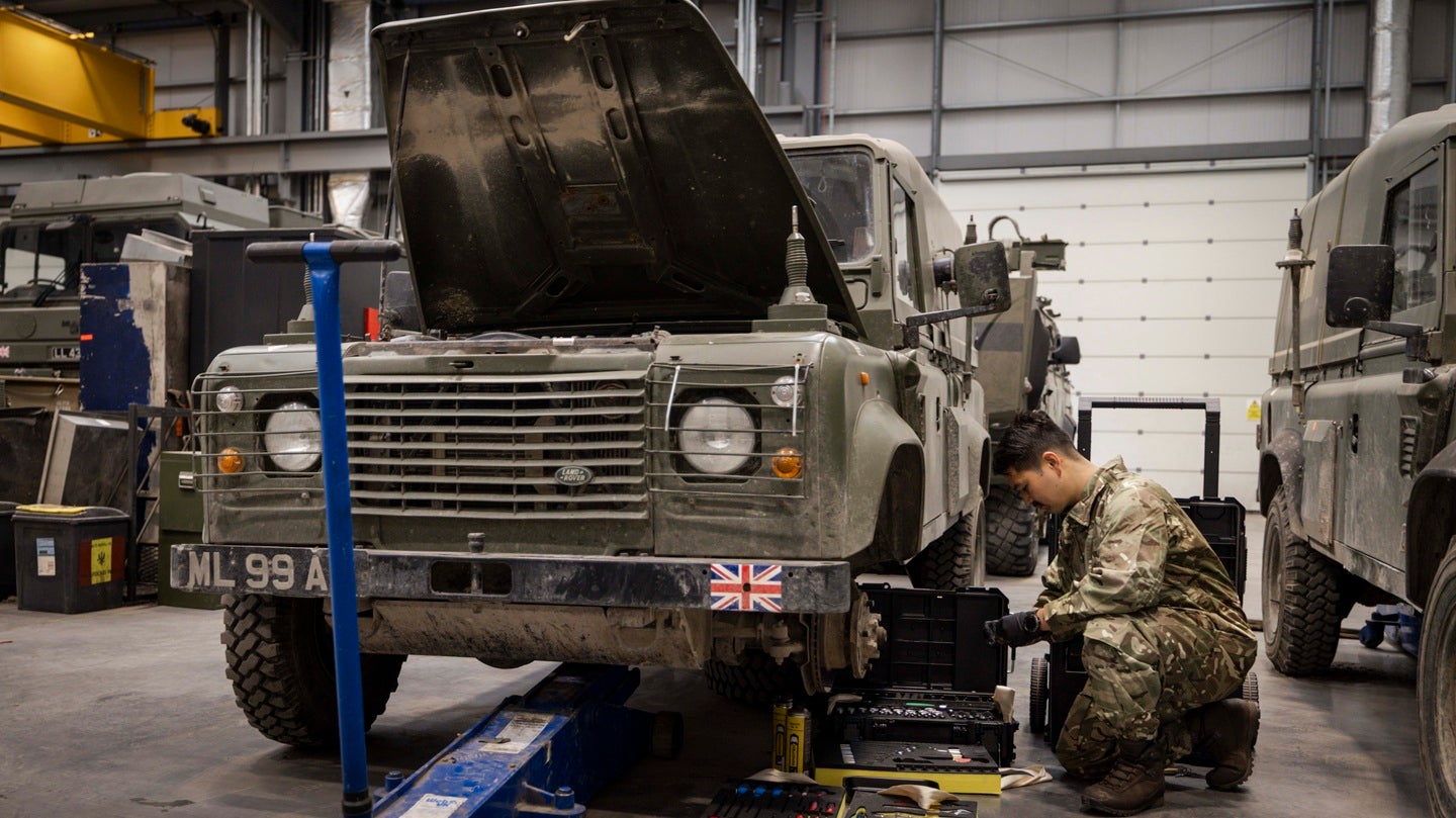 UK Defence Investment Plan Boosts Land Mobility Support